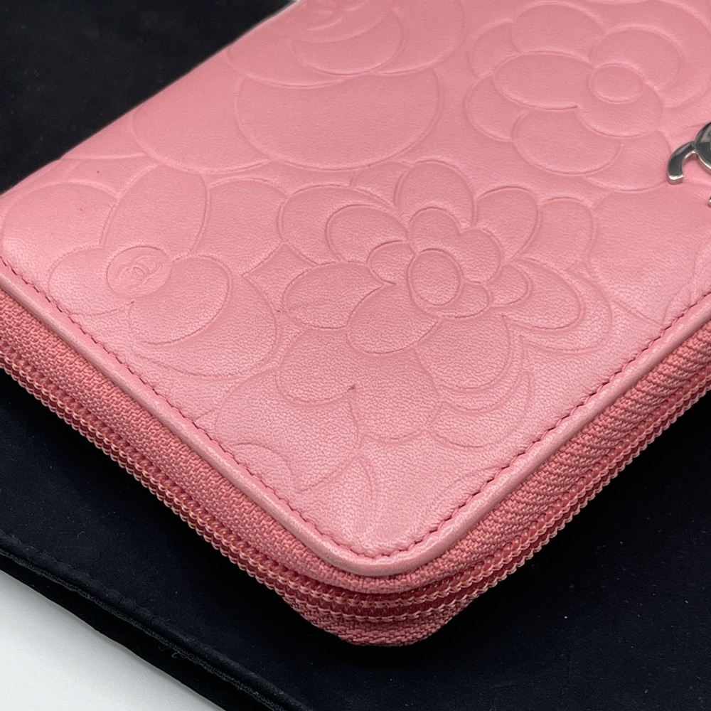 Chanel Camellia Lambskin Leather Zippy Wallet CC - Picture 5 of 16